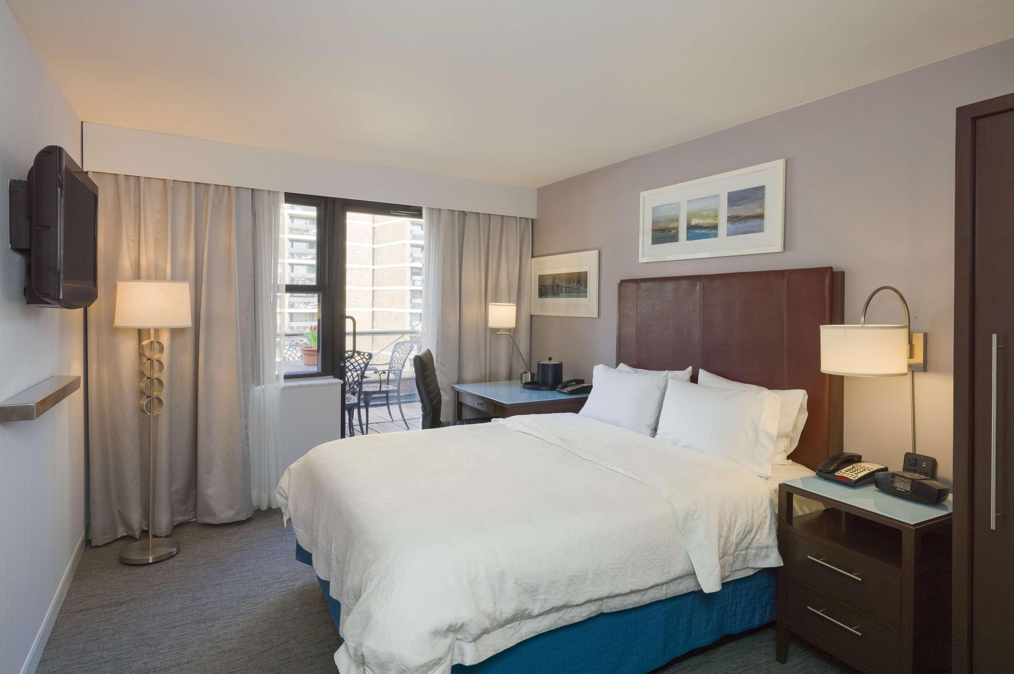 Hampton Inn Seaport Financial District Нью-Йорк Екстер'єр фото