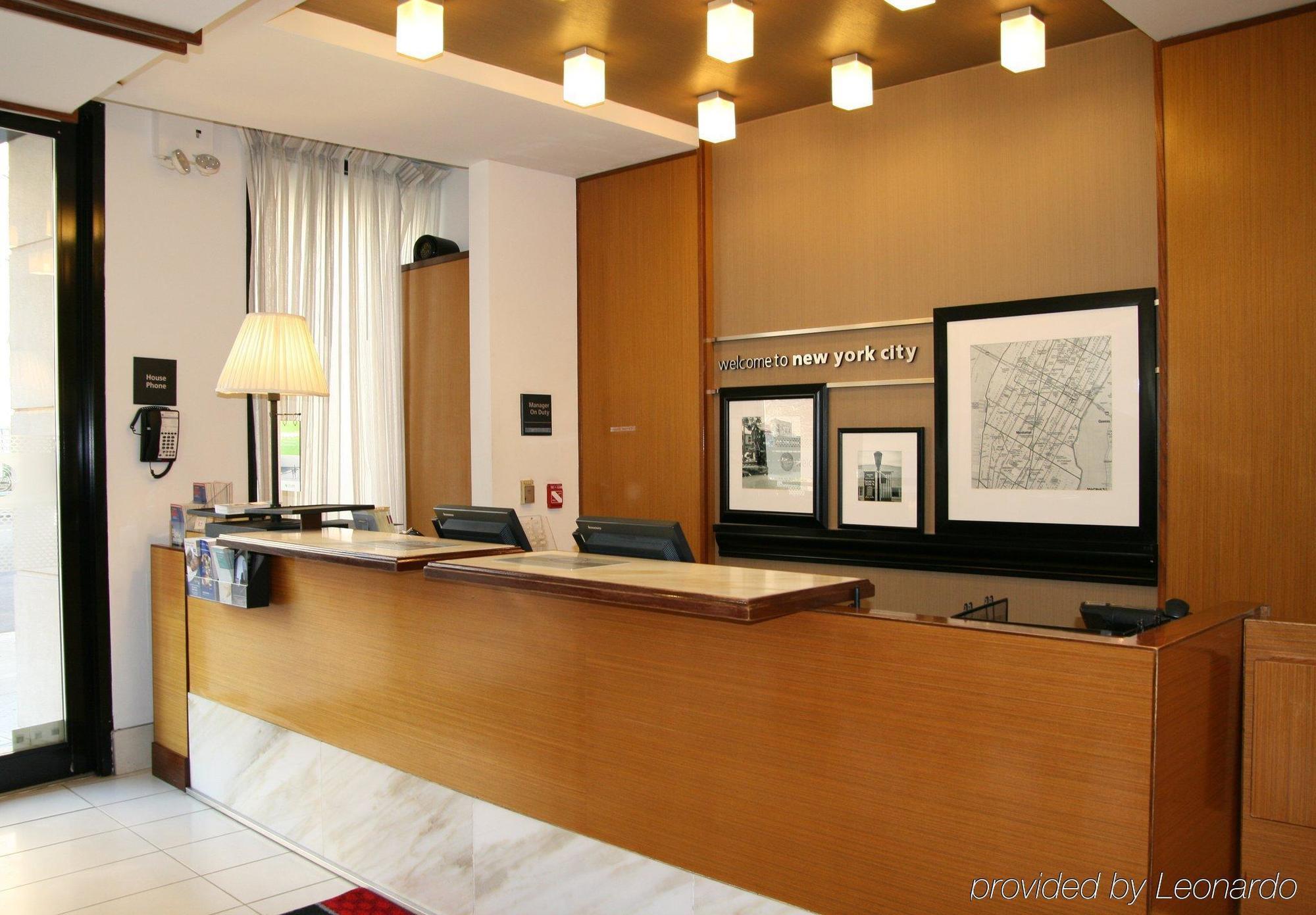 Hampton Inn Seaport Financial District Нью-Йорк Інтер'єр фото