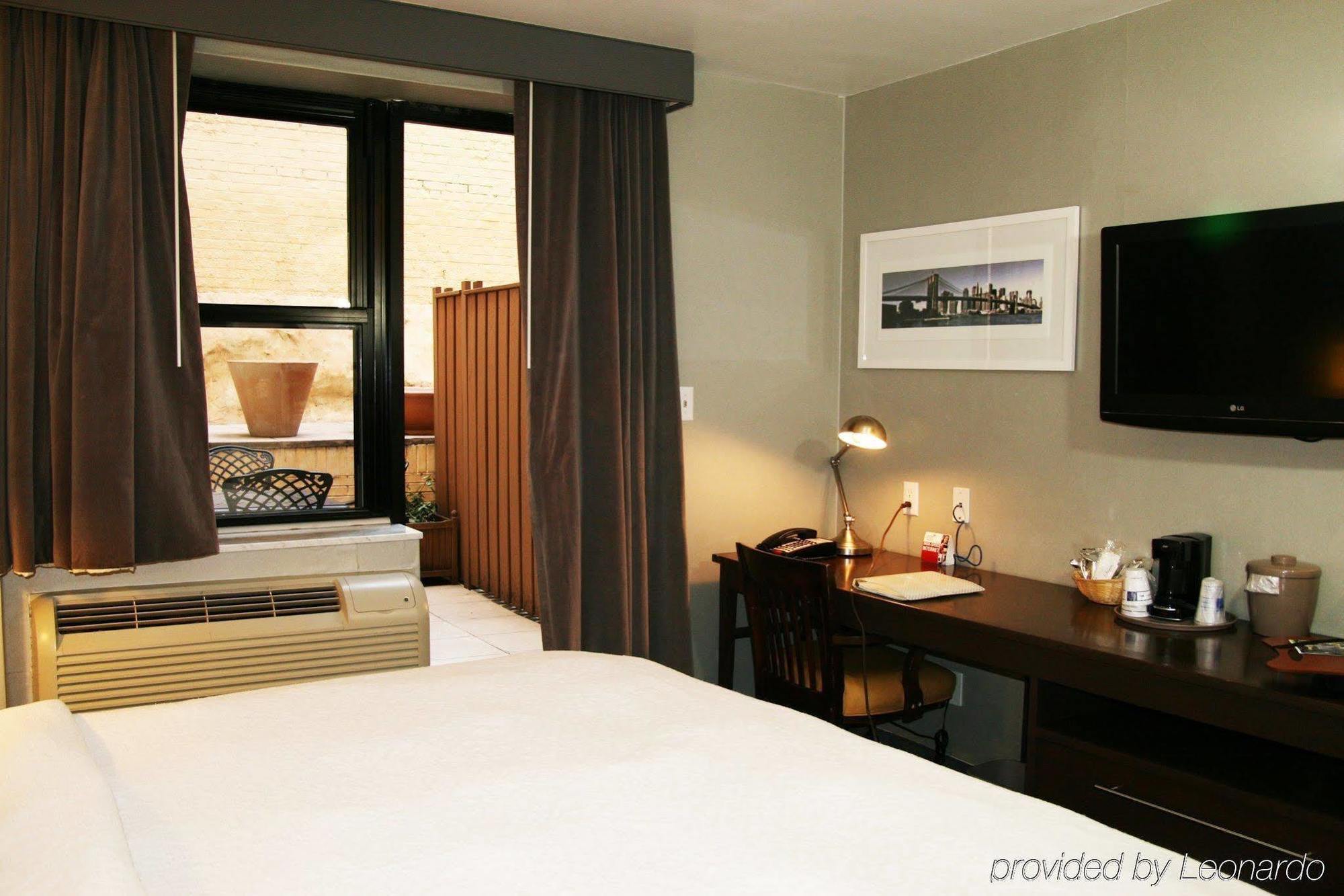 Hampton Inn Seaport Financial District Нью-Йорк Номер фото